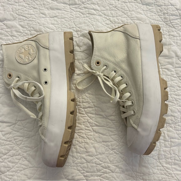 Converse Chuck Taylor All Star Lugged High Top in Egret - Picture 6 of 11